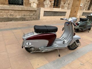 Lambretta Li150 Special Plata/Burdeos