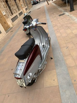 Lambretta Li150 Special Plata/Burdeos