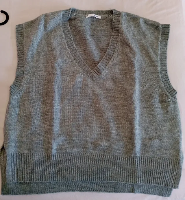 Chaleco de punto gris talla M
