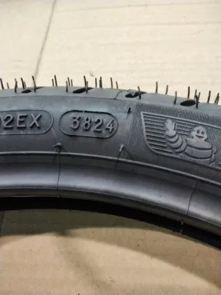 Neumático Michelin Anakee Street 250/17 43P