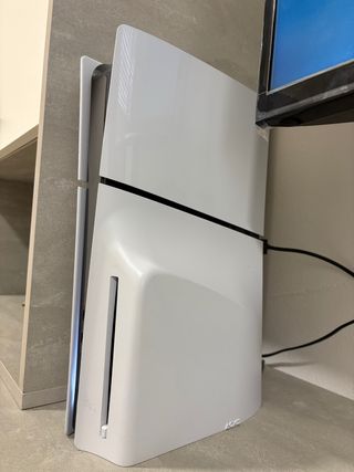 PS5 1TB + 2 Mandos + COD6