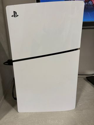 PS5 1TB + 2 Mandos + COD6