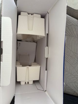 PS5 1TB + 2 Mandos + COD6