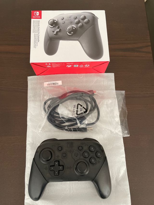 Mando Nintendo Switch Pro