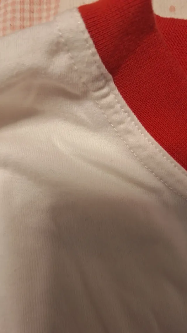 Camiseta educación física uniforme CEU San Pablo