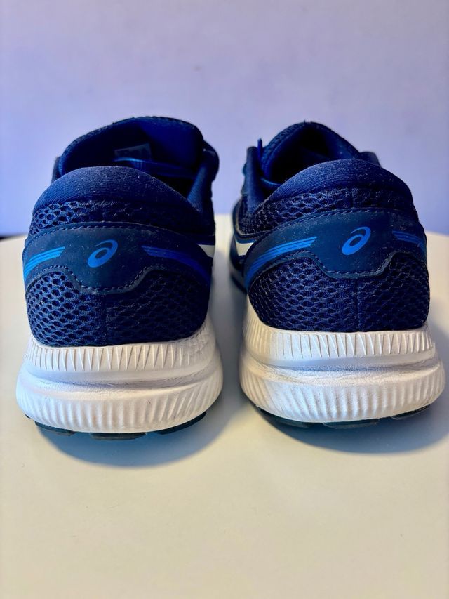 Zapatillas ASICS GEL talla 43.5