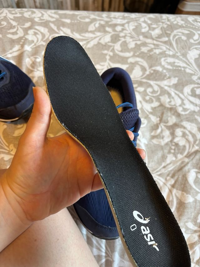 Zapatillas ASICS GEL talla 43.5