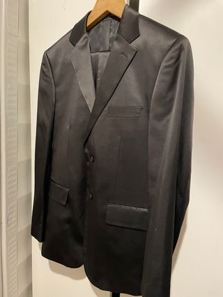 Traje de caballero negro