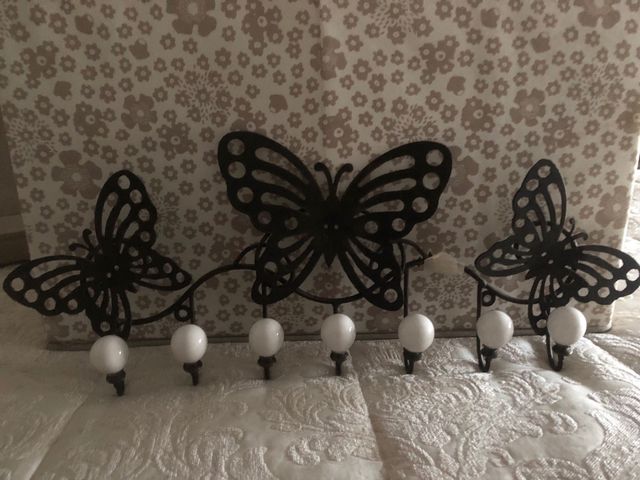 Perchero mariposas metal y cristal