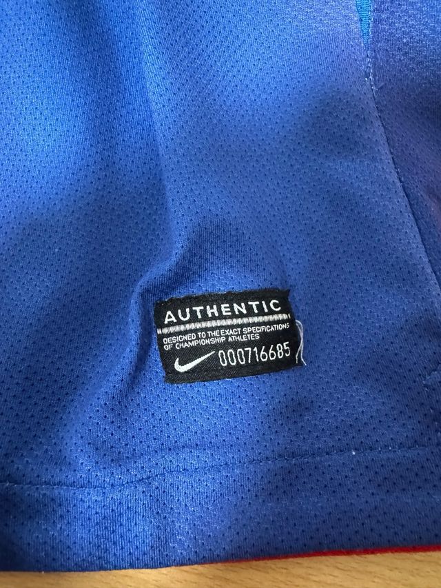 Camiseta At. Madrid 2010/11 Kun Aguero talla L