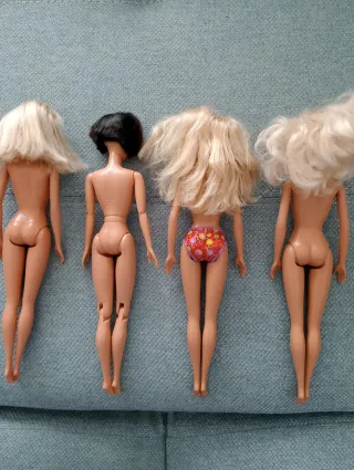 Lote de 4 Barbies