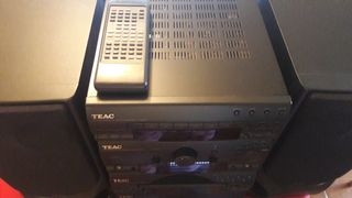 Cadena de música TEAC negra