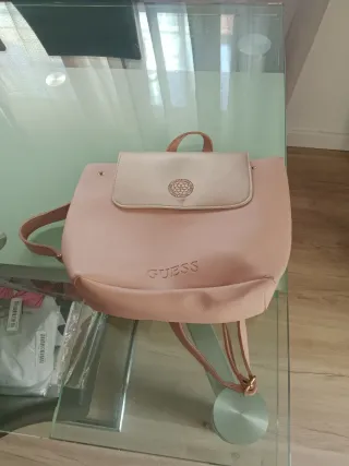 Mochila Guess Rosa y plateada