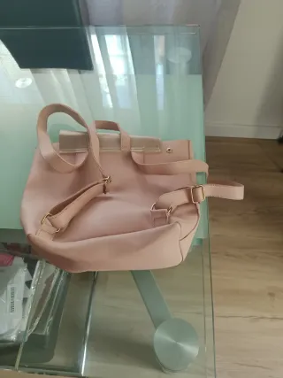 Mochila Guess Rosa y plateada