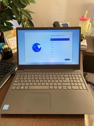 Portátil Lenovo V15 IGL