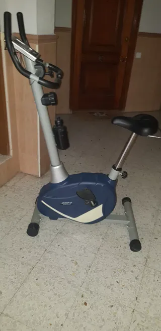 Bicicleta Estática BH Fitness