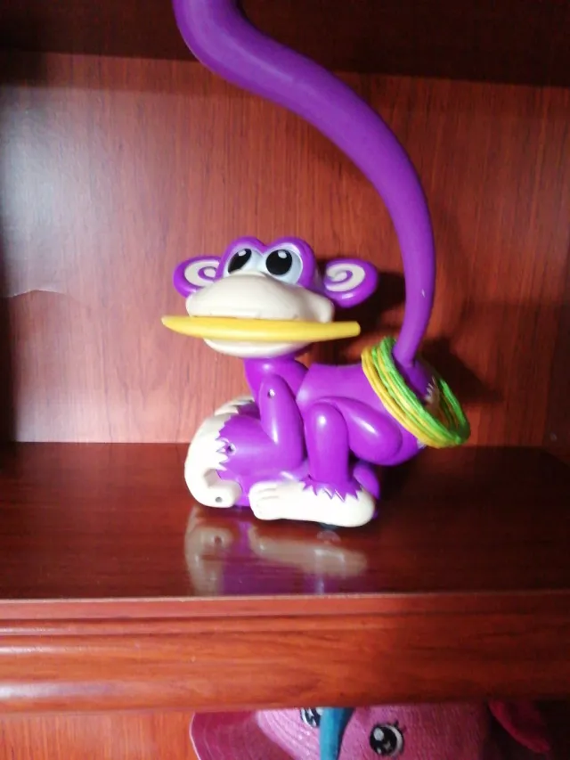 Mono Morado Juguete