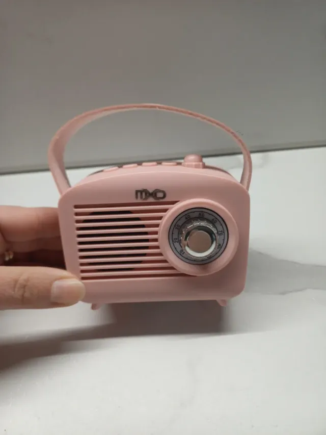 Cassa Bluetooth piccola rosa