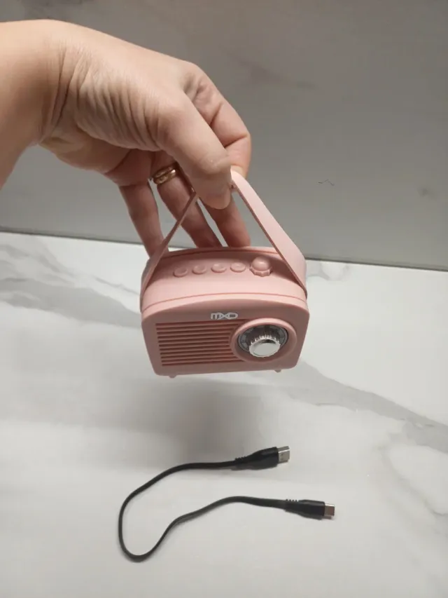 Cassa Bluetooth piccola rosa