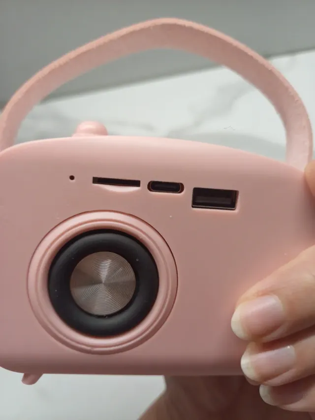 Cassa Bluetooth piccola rosa