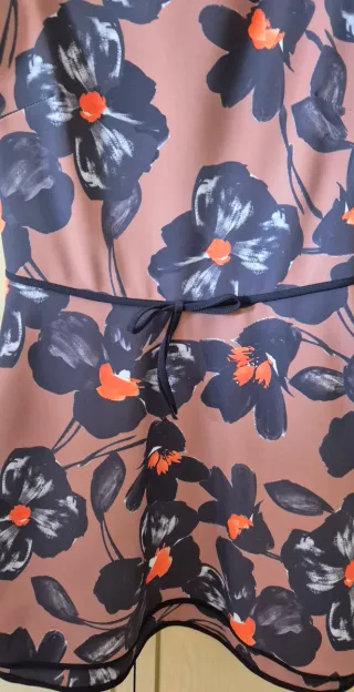 Abito Rinascimento floreale taglia M