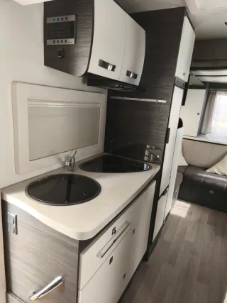 Autocaravana benimar.