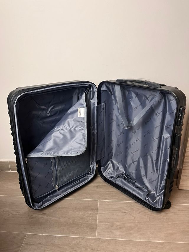 Maleta mediana negra 20kg extensible