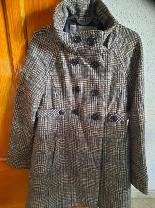 Abrigo Zara cuadros marrón