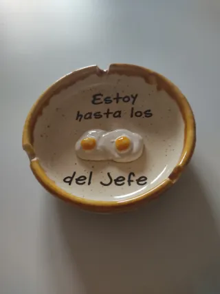 Portacenere in ceramica con frase divertente