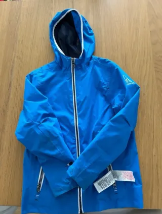 Chaqueta impermeable azul niños