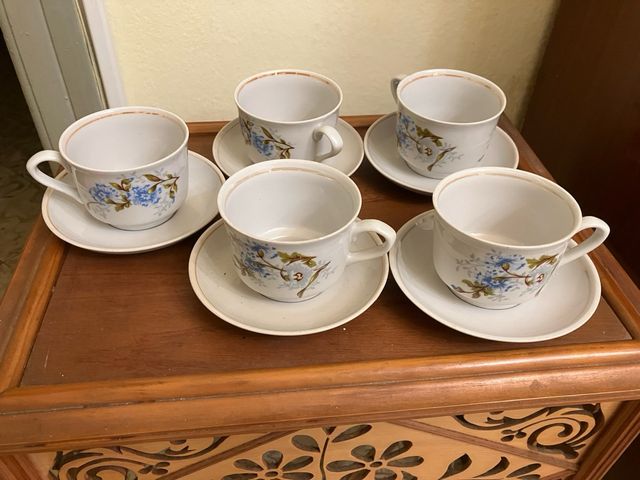 Juego de 5 tazas de porcelana