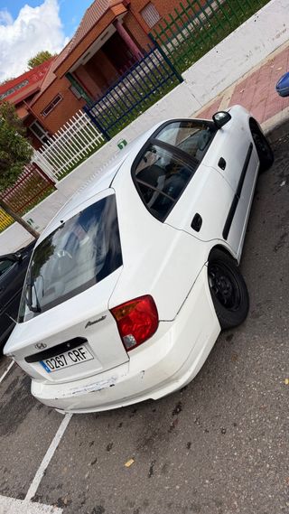 Hyundai Accent 2004