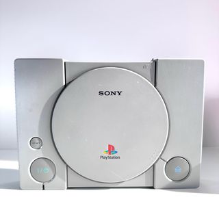 PlayStation 1 5000 Nella sua confezione Completa