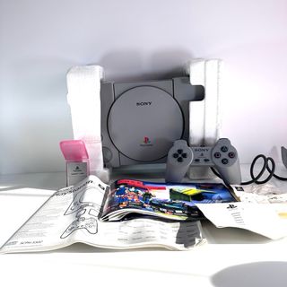 PlayStation 1 5000 Nella sua confezione Completa