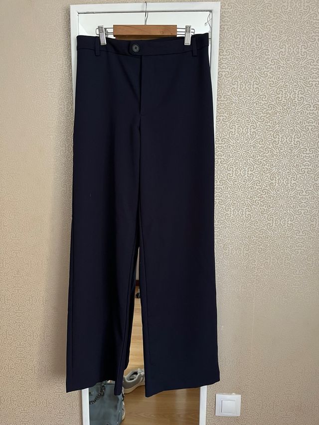 Pantalones de vestir azul marino sin usar