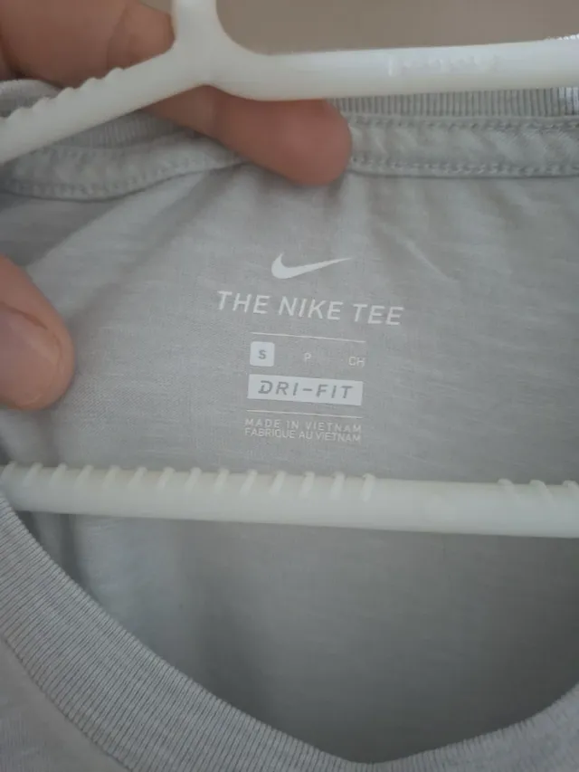 Camiseta Nike Gris mujer