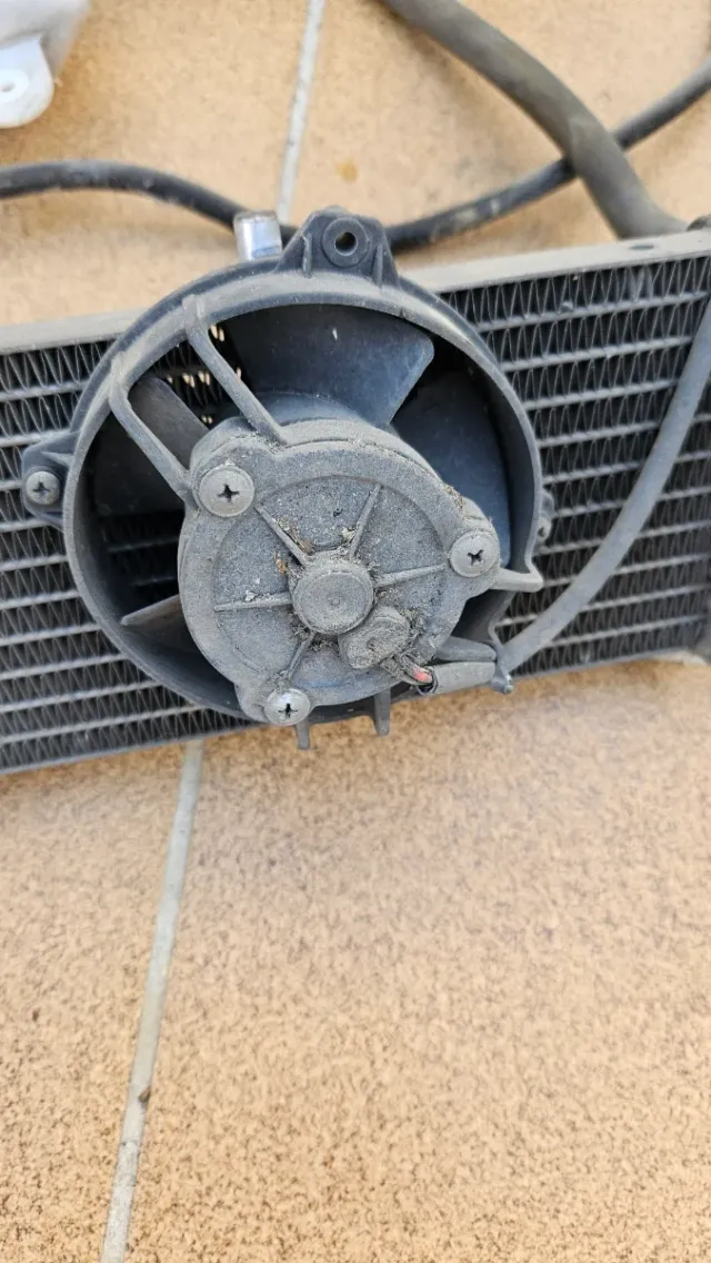 Radiado,electroventilador, basó expansión y tubos