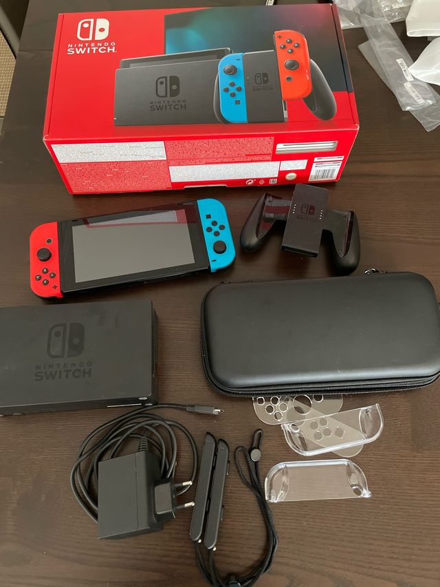 Nintendo Switch Azul/Rojo Completo