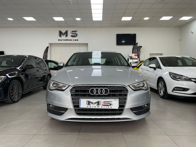Audi A3 1.6 TDI 105 CV AMBITION 2013