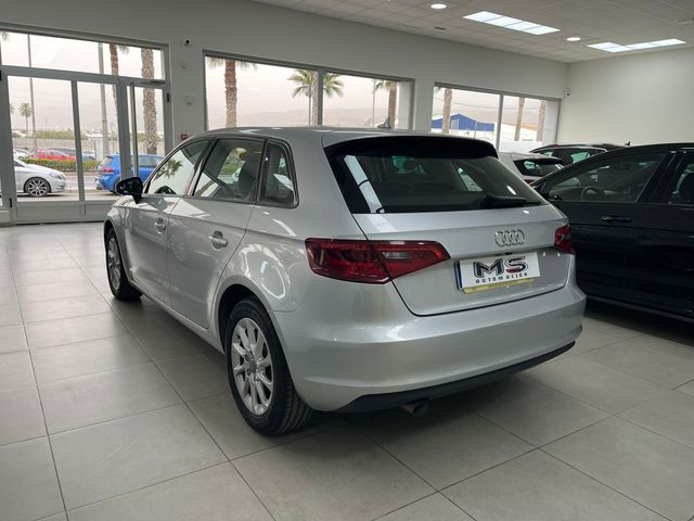 Audi A3 1.6 TDI 105 CV AMBITION 2013