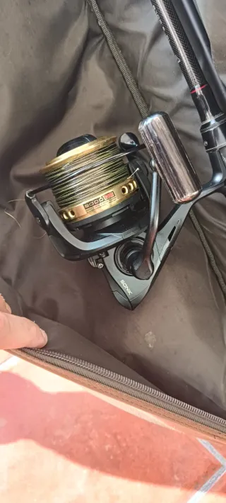 Conjunto cañas, carretes y funda 3 cañas