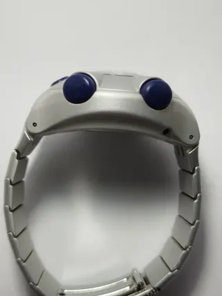 Swatch Colección Reloj Digital Plata y Azul