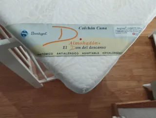 Cuna madera con colchón y funda