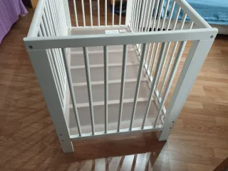 Cuna madera con colchón y funda