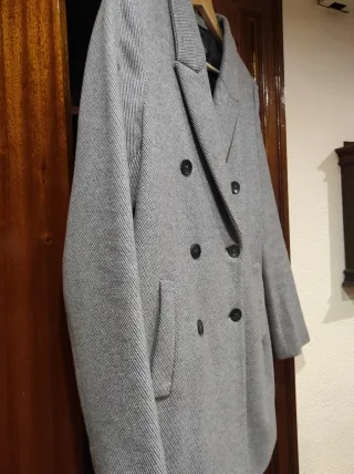 Abrigo Zara gris talla M