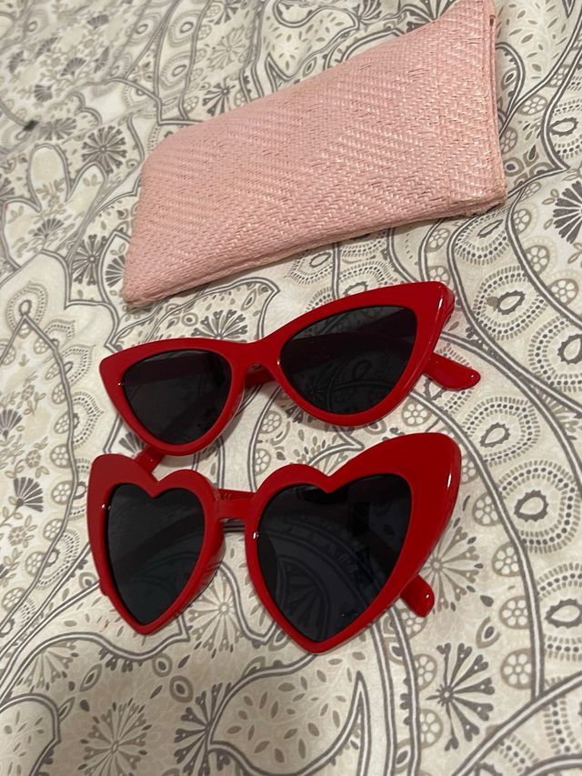 Gafas de sol vintage corazón rojas