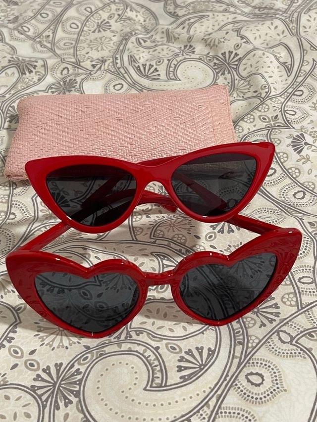 Gafas de sol vintage corazón rojas