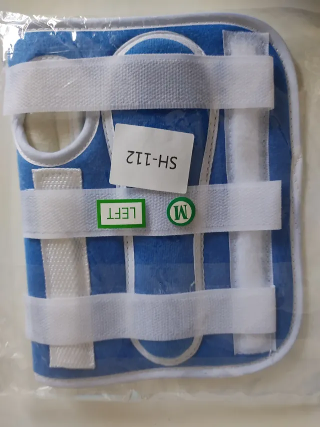 Muñequera azul con velcros