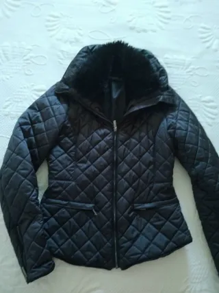 Chaqueta acolchada Zara negra