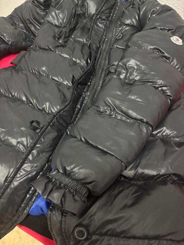 Chaqueta Negra y Azul